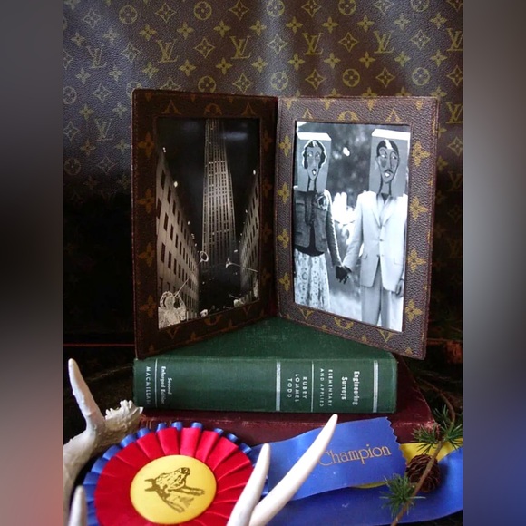 Ultra RARE Vintage LOUIS VUITTON 2 photo Art Desk Frame Executive Accessory LV - Picture 9 of 13